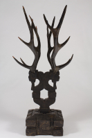China%2C%20Jiangling%20Chu%20culture%2C%20Hubei%20province%2C%20%3Cb%3E%3Ci%3E%20Zhenmushou%20%28Two-headed%20antlered%20tomb%20guardian%20figure%29%3C%2Fi%3E%3C%2Fb%3E%2C%204th%20century%20BCE%2F3rd%20century%20BCE%2C%20wood%20with%20traces%20of%20red%20and%20black%20lacquer%3B%20natural%20antlers%20with%20traces%20of%20vermillion%20lacquer%2C%20The%20Arlene%20and%20Harold%20Schnitzer%20Collection%20of%20Early%20Chinese%20Art%2C%20public%20domain%2C%202002.71.1A-E